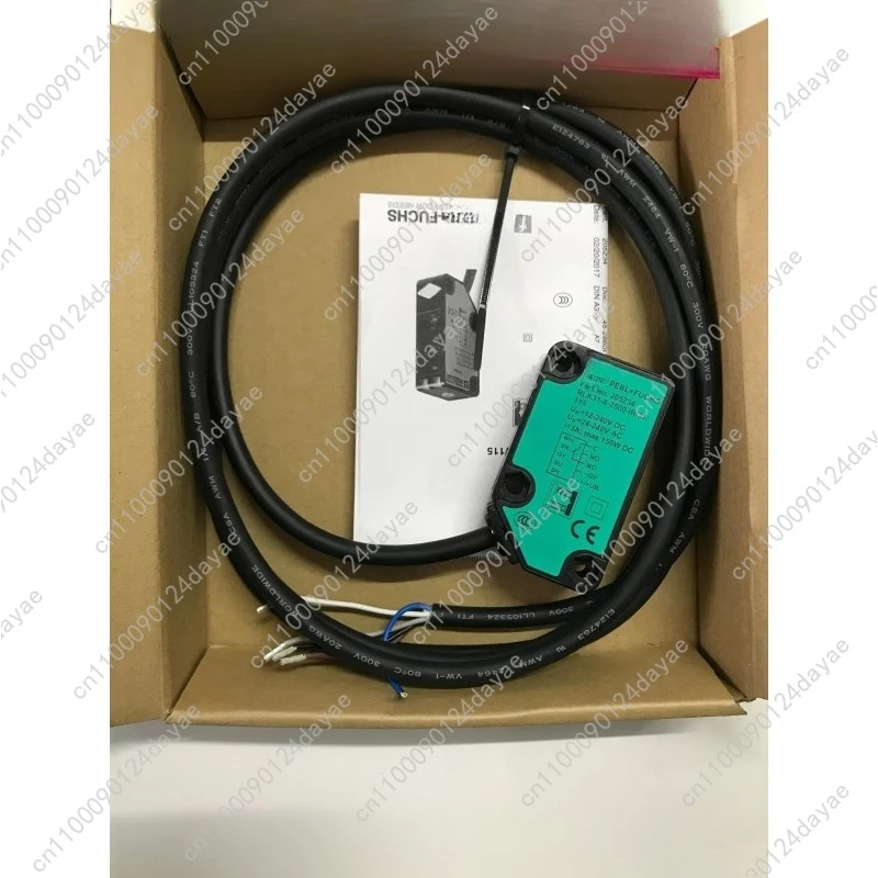 

RLK31-8-2500-IR/31/115 Diffuse reflection photoelectric sensor order number 205234