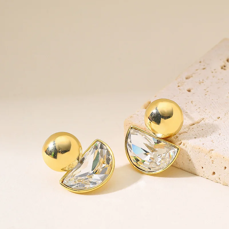 

Simple temperament, INS style, exquisite semi-circular glass diamond earrings, women's niche personalized design earrings
