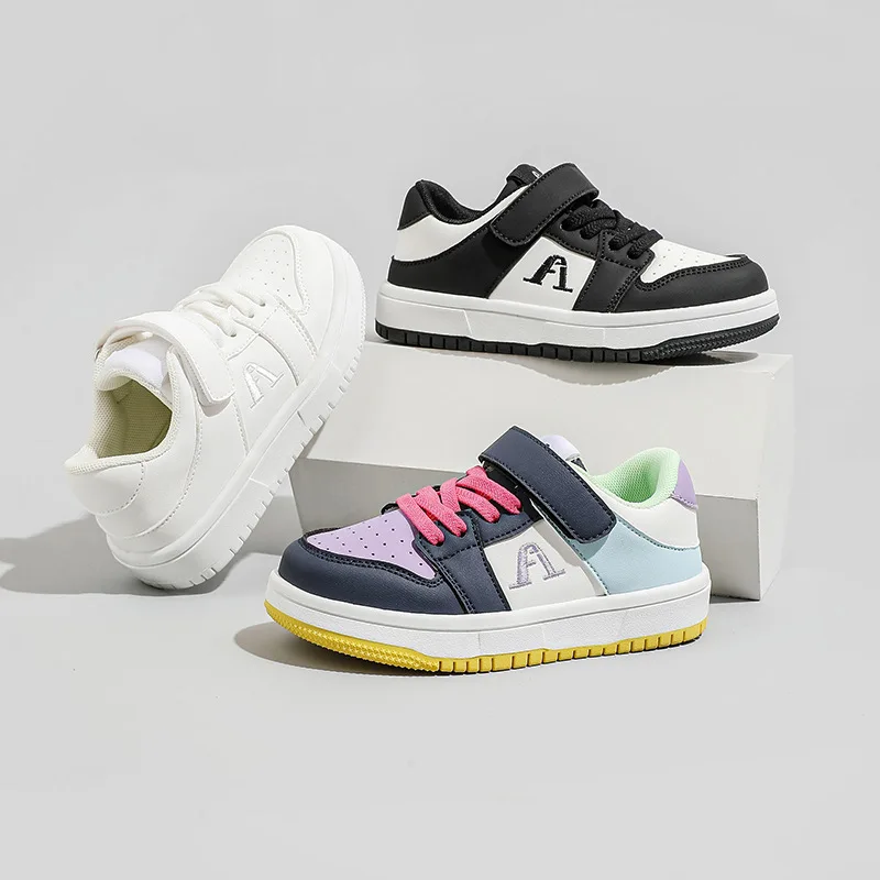 

Zapatos Fashion Soft Bottom Boy Sneakers 2025 Spring New Kids Board Shoes Simple Versatile Girls Flat Casual Shoes Tenis De Niña