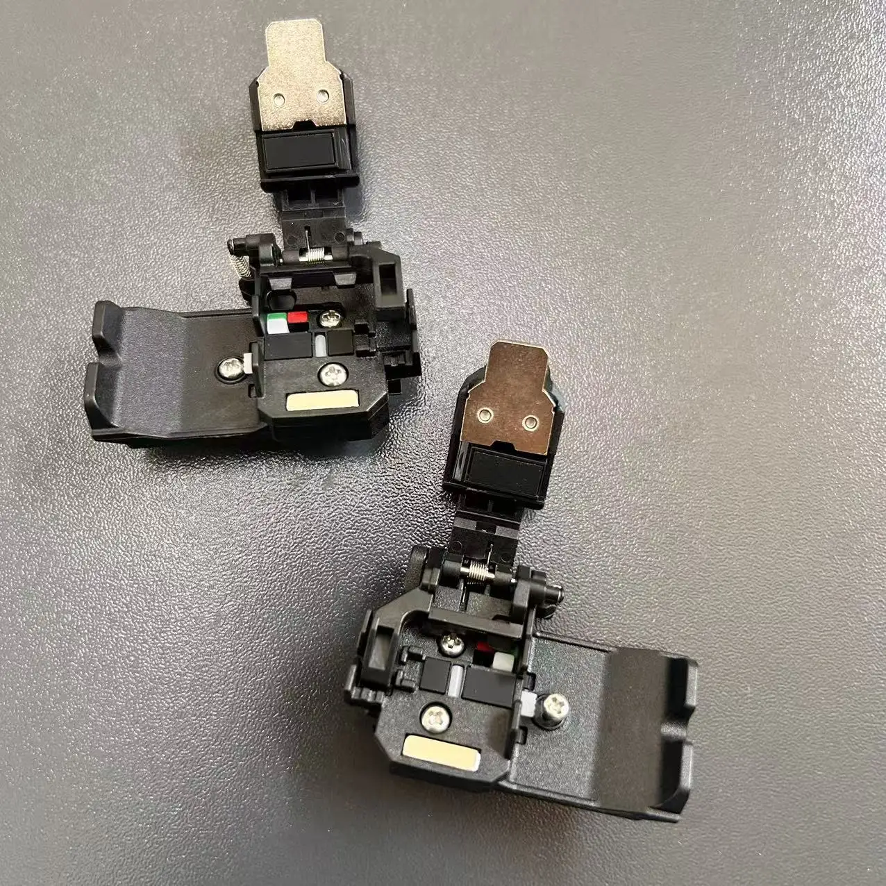 fiber optic fusion machine fiber holder M-952465 for FSM-88S FSM-90S 68S 66S fiber optic fusion machine pressure plate fixture 2