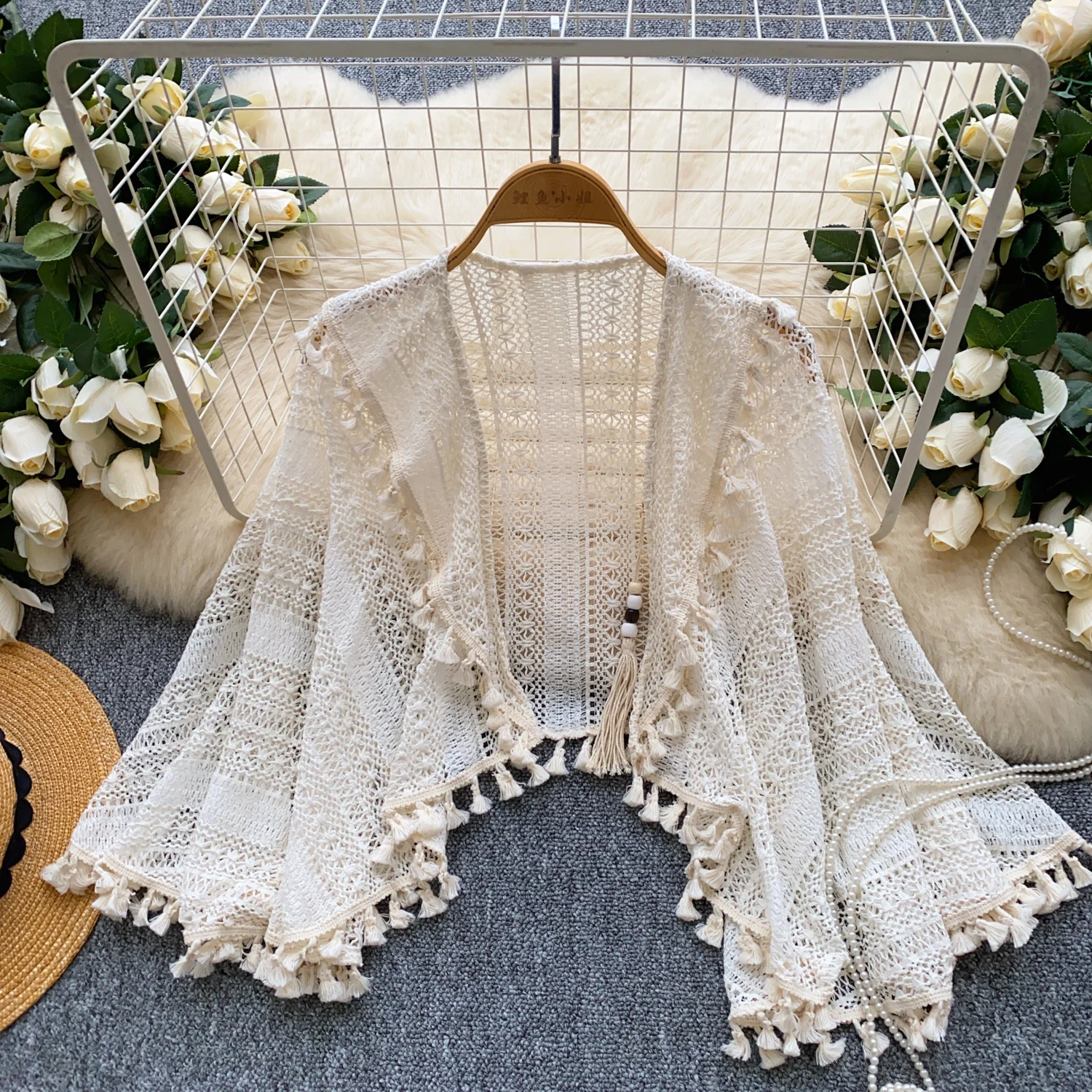 2022 frühling Und Herbst Urlaub Stil Cape-Mantel frauen Böhmischen Retro Strand Cover-up Hohl Gestrickte Quaste Top