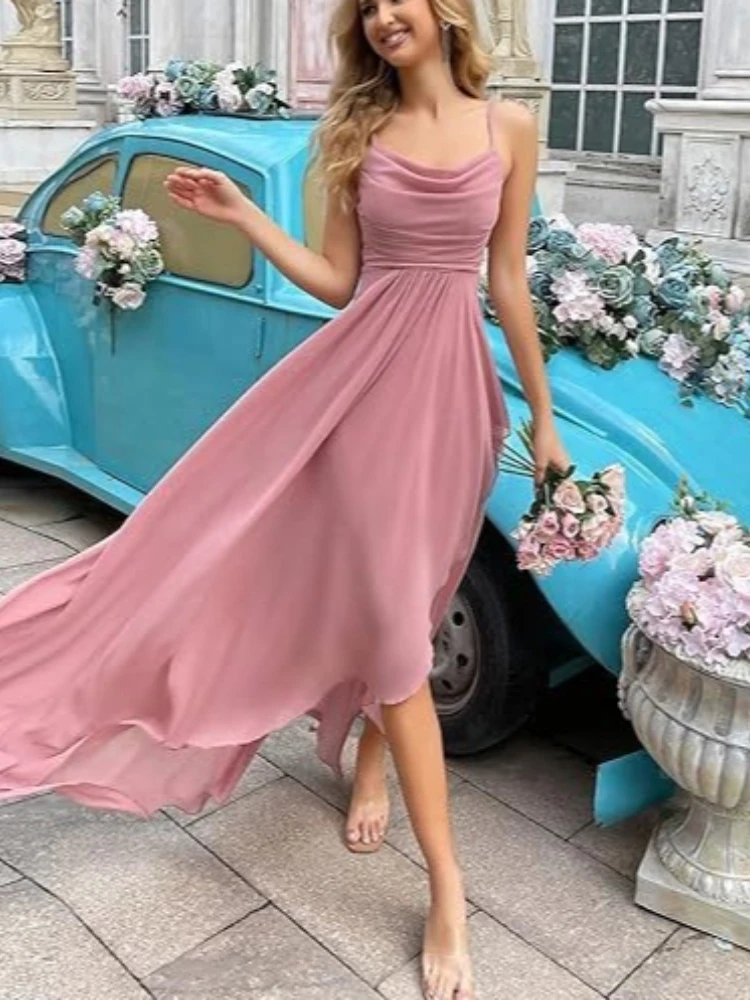 Elegantes Rosa Abendkleid mit Spaghetti-Trägern und Drapiertem Wasserfallausschnitt, Chiffon High-Low Maxikleid für Hochzeiten, Partys und Bälle