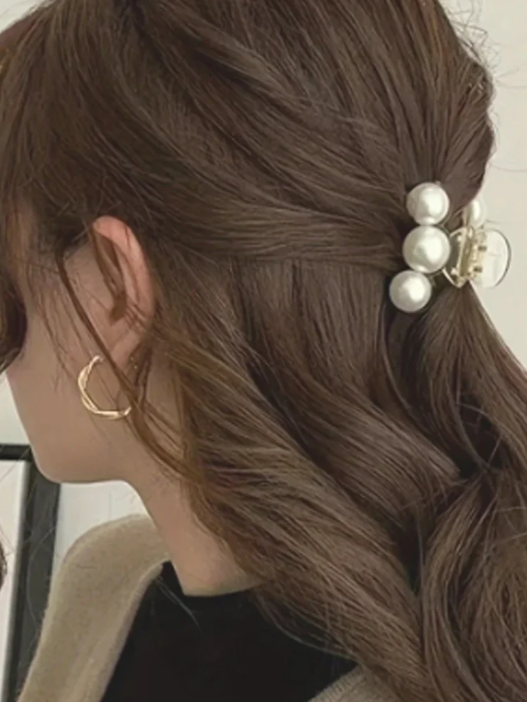 

High-end feel, small pearl clip, compact and exquisite, half-up hairstyle clip, women’s new design, back-of-the-head clip, headp