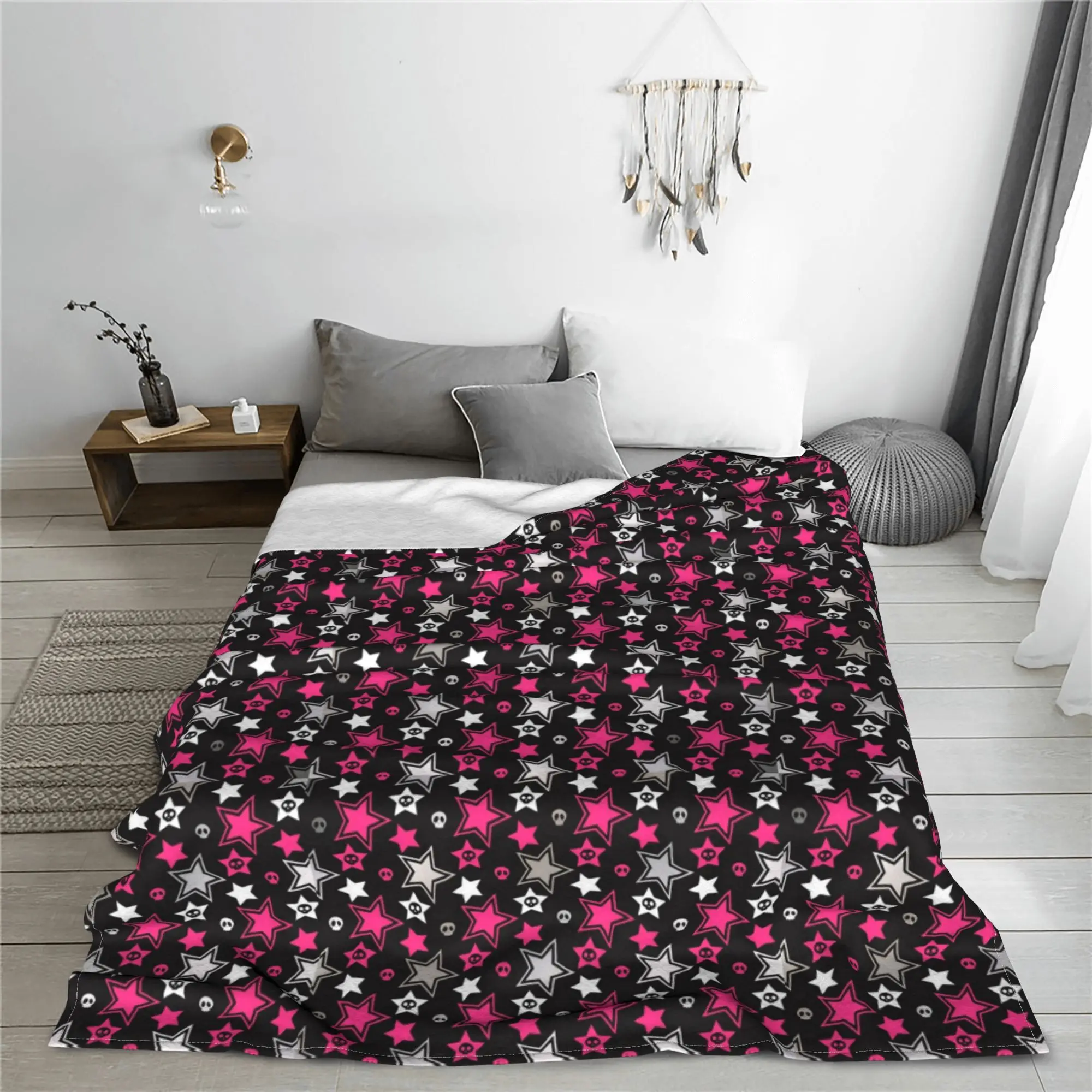 black and pink emoscene stars Blanket Multi-function Flannel Sofa Throw Blanket for Home Bedroom Travel Throws Bedspread Quilt