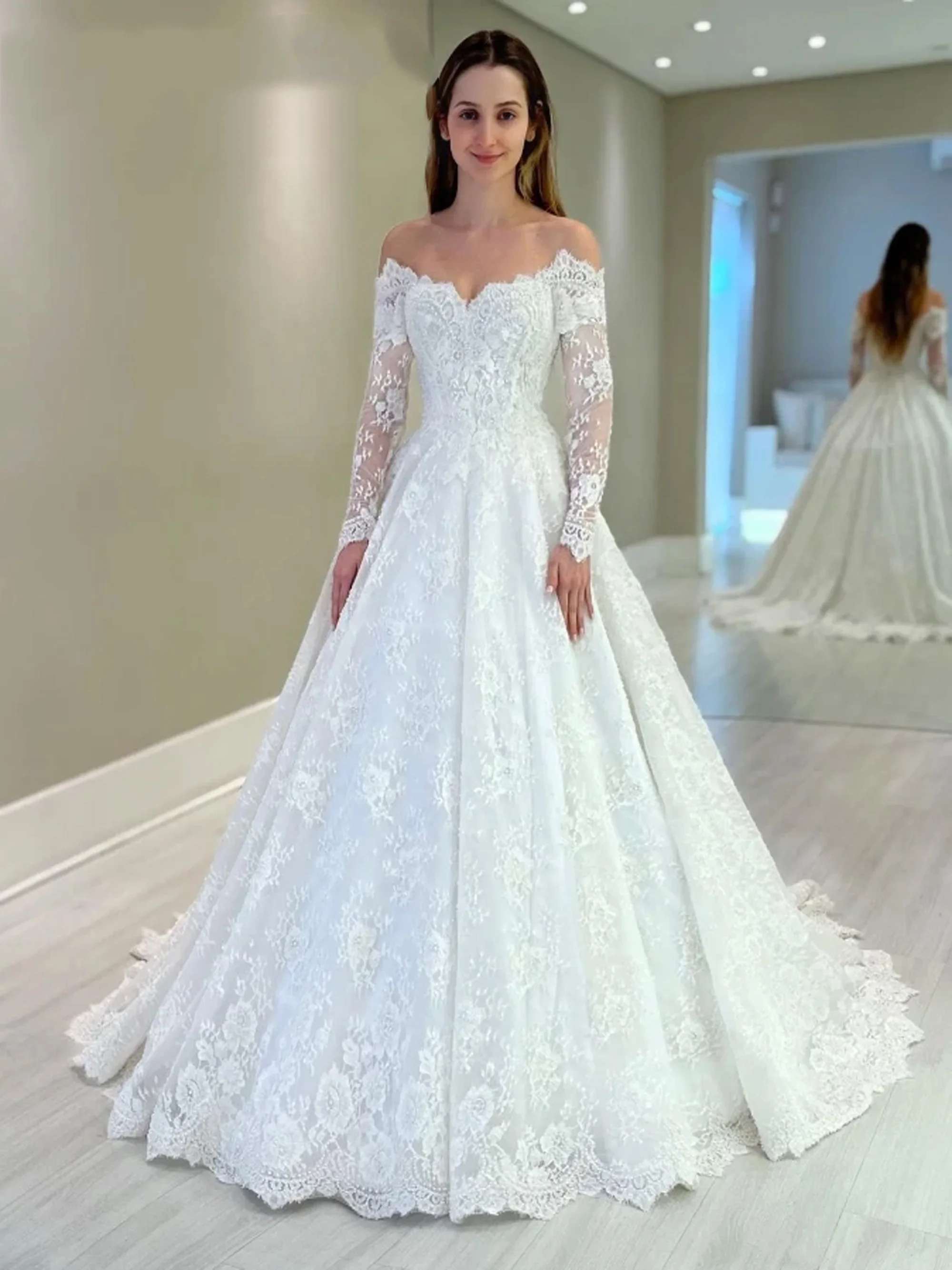 

Luxury Sweetheart Wedding Gowns Applique Backless Robe De Mariee Boho Wedding Dress Lace Beading 2026 Bride Customized Vestidos