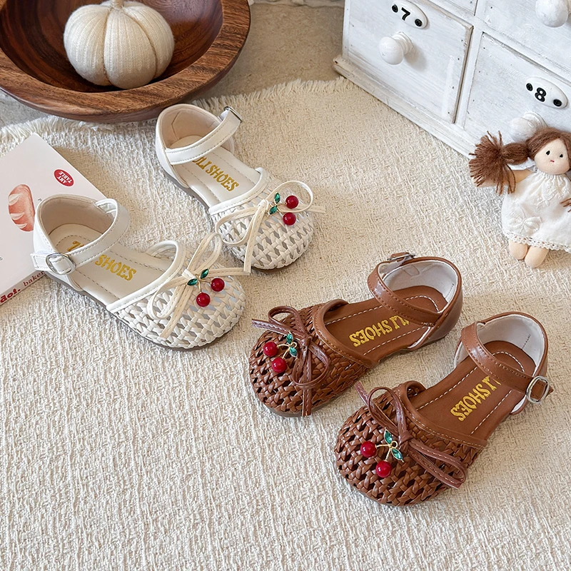 Girls Cherry Weave Sandals Children Toes Capped Princess Shoes with Bow-knot Soft Sole Kids Half Sandals Spring Summer New