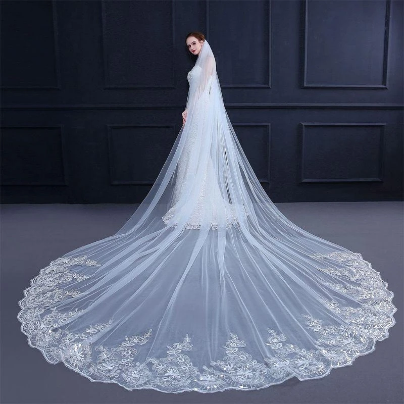 P9FE 4M einlagiger Damen-Schleier mit langem Kathedralen-Hochzeitsschleier, bestickt mit Blumenspitze – Detail 1