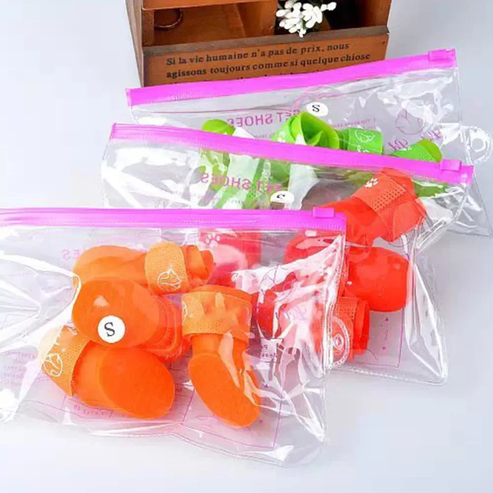Zapatos de Lluvia para Mascotas, Color Caramelo, Talla S, Rojos, Impermeables, Botas para Perros y Cachorros, Botas de Lluvia de Goma Flexible, Protección Antideslizante para Suelos Mojados y Lodosos