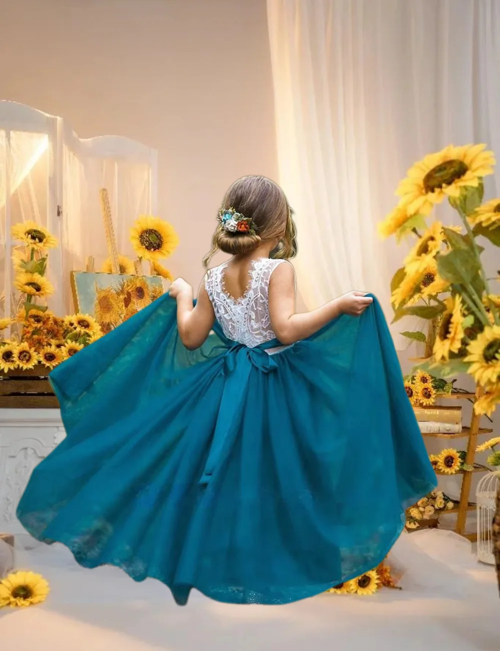 

Elegant Green With White Tulle Fluffy Flower Girl Dress Lace Applique Belt Long Sleeve KIds Birthday Party Ball Evening Dresses