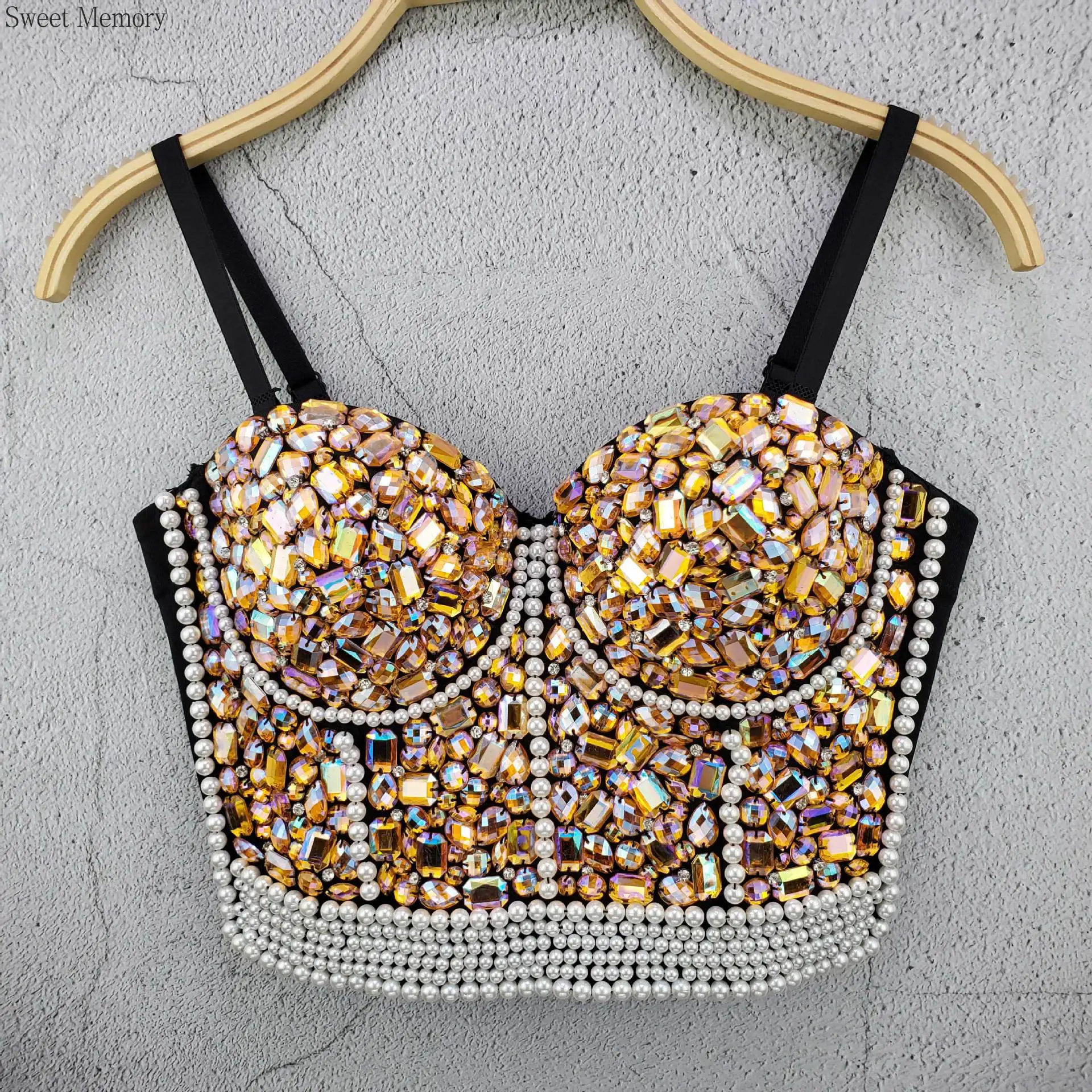 

J689 Dropship White Pink Purple Beautiful Bras For Girls Women Sweet Memory Sexy Breastcoat with Diamond Wrap Chest Vest