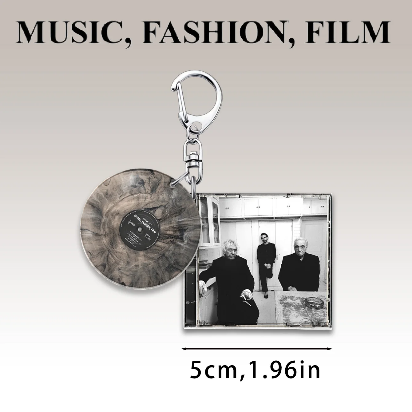 C-Charli Xcx Keychain，Music，Fashion，Film Music Keychain，Roch Music，Idol Merch Gift for Friends Birthday，Star Keychain，Bag Charm，Exquisite Decoration Items