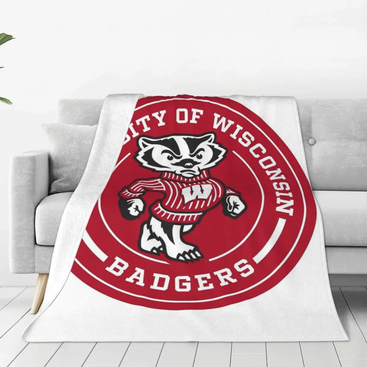 UW - Madison Circle Blankets Flannel Breathable Sofa Throw Blankets For Home Bedroom Travel Throws Bedspread Quilt