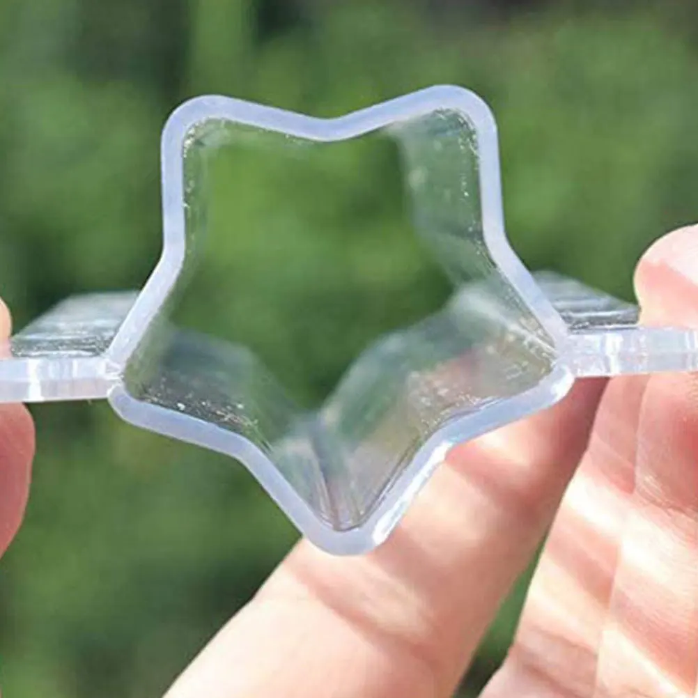 

3pcs Vegetable Shaping Mold Transparent Silicone Cucumber Growth Accessories Unique Shape Lightweight Practical Fruit Molds