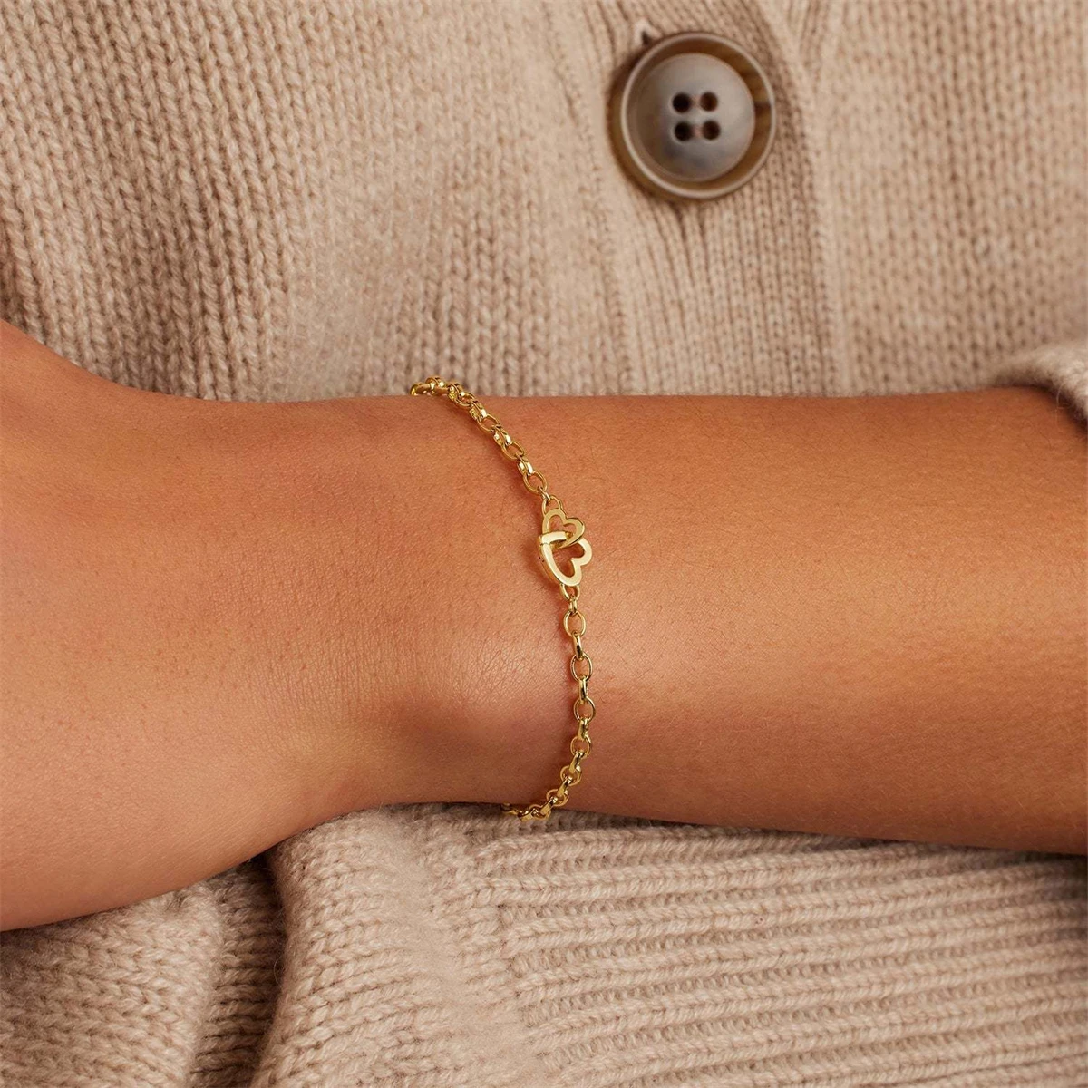 

Love double buckle paper clip necklace stainless steel furnace vacuum plated 18k real gold minimalist commuting bracelet
