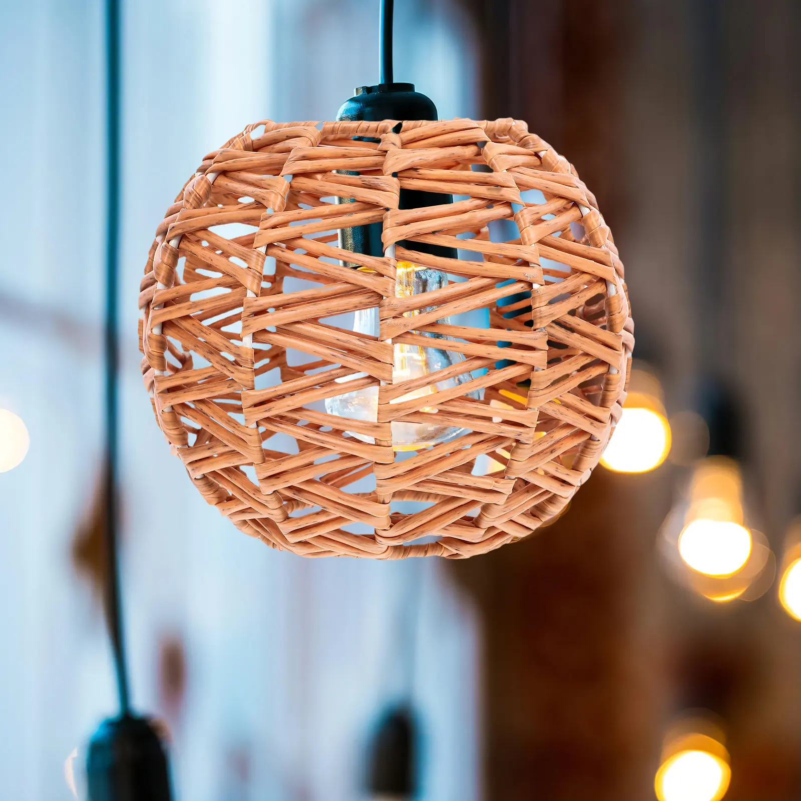 

Плетеный абажур из искусственного ротанга в деревенском стиле, винтажный, ручной работы, пластиковый, для потолочного светильника, в стиле фермерского дома, для столовой