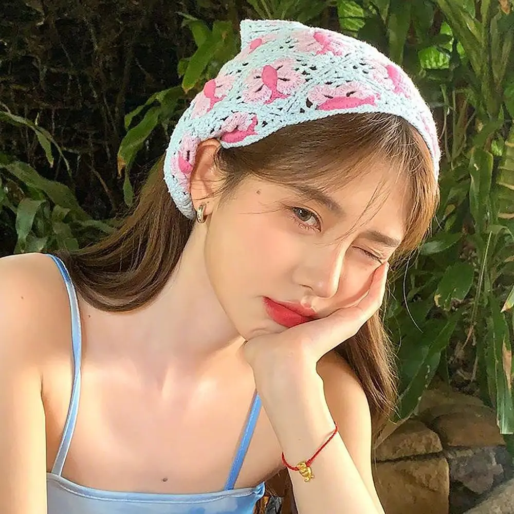 

Handmade Crochet Little Flower Triangle Headband French Pastoral Style Headscarf Hat Spring Summer Knitted Headband Towel