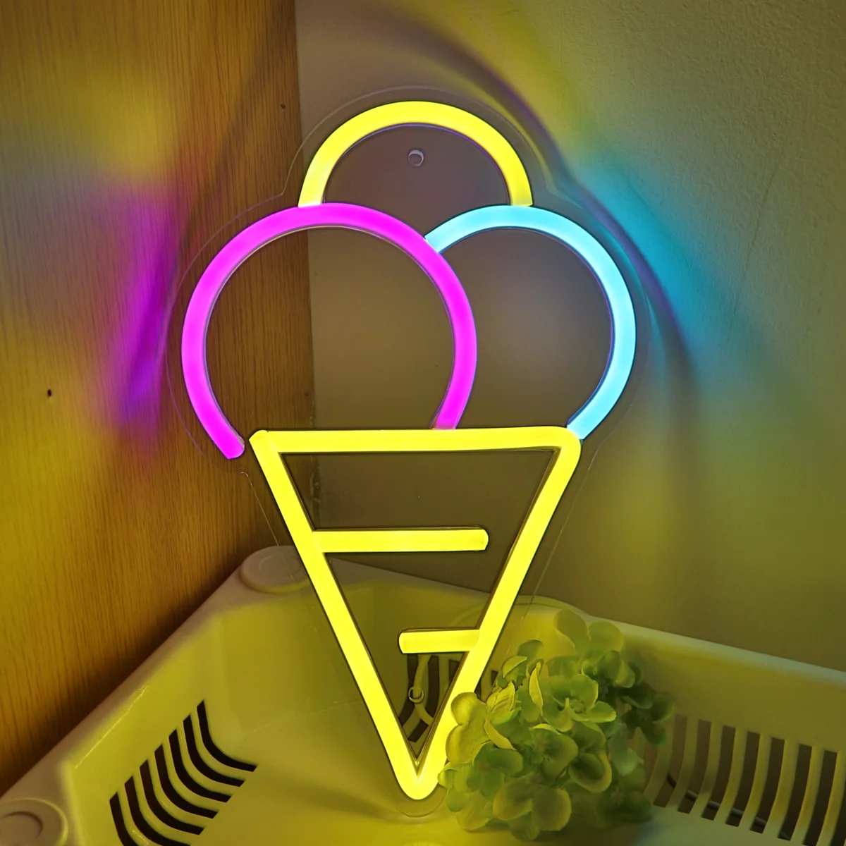 

1PC Ice Cream LED Wall Neon Art Sign Night Light For Shop Party Dessert Ice Cream Shop Decoration 6.73''*10.24''