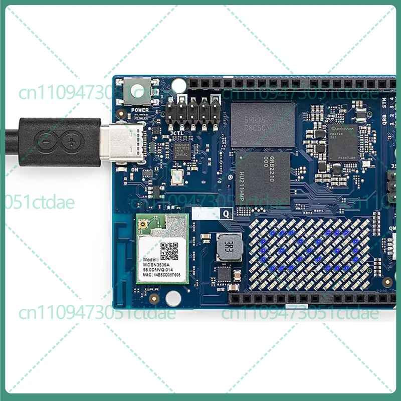 1pcs For Arduino UNO Q 4GB Edge AI Development Board