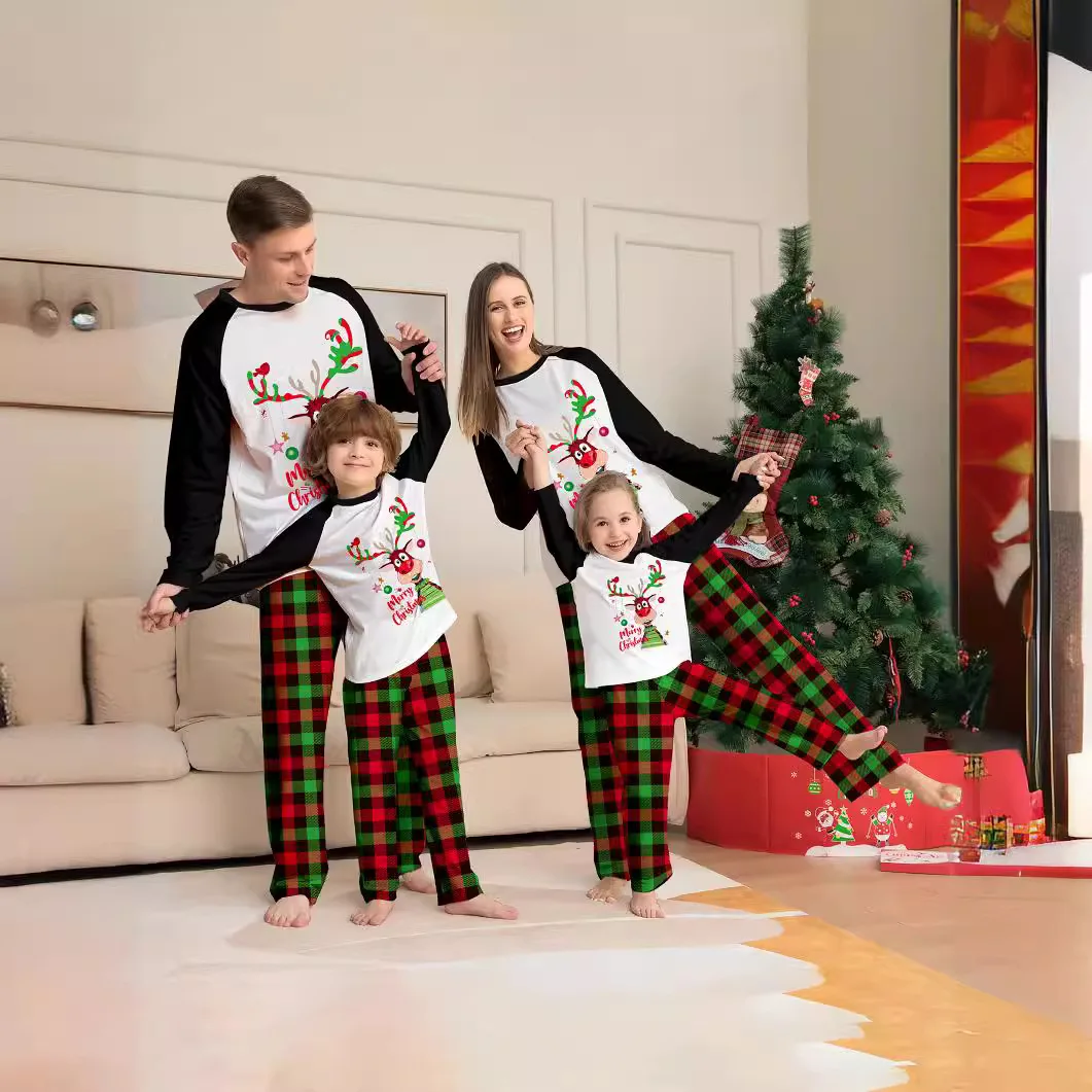 Autumn and winter festival clothing, Cristmas Family Pijama New Year and Christmas parent-child wear, cartoon printed home wear