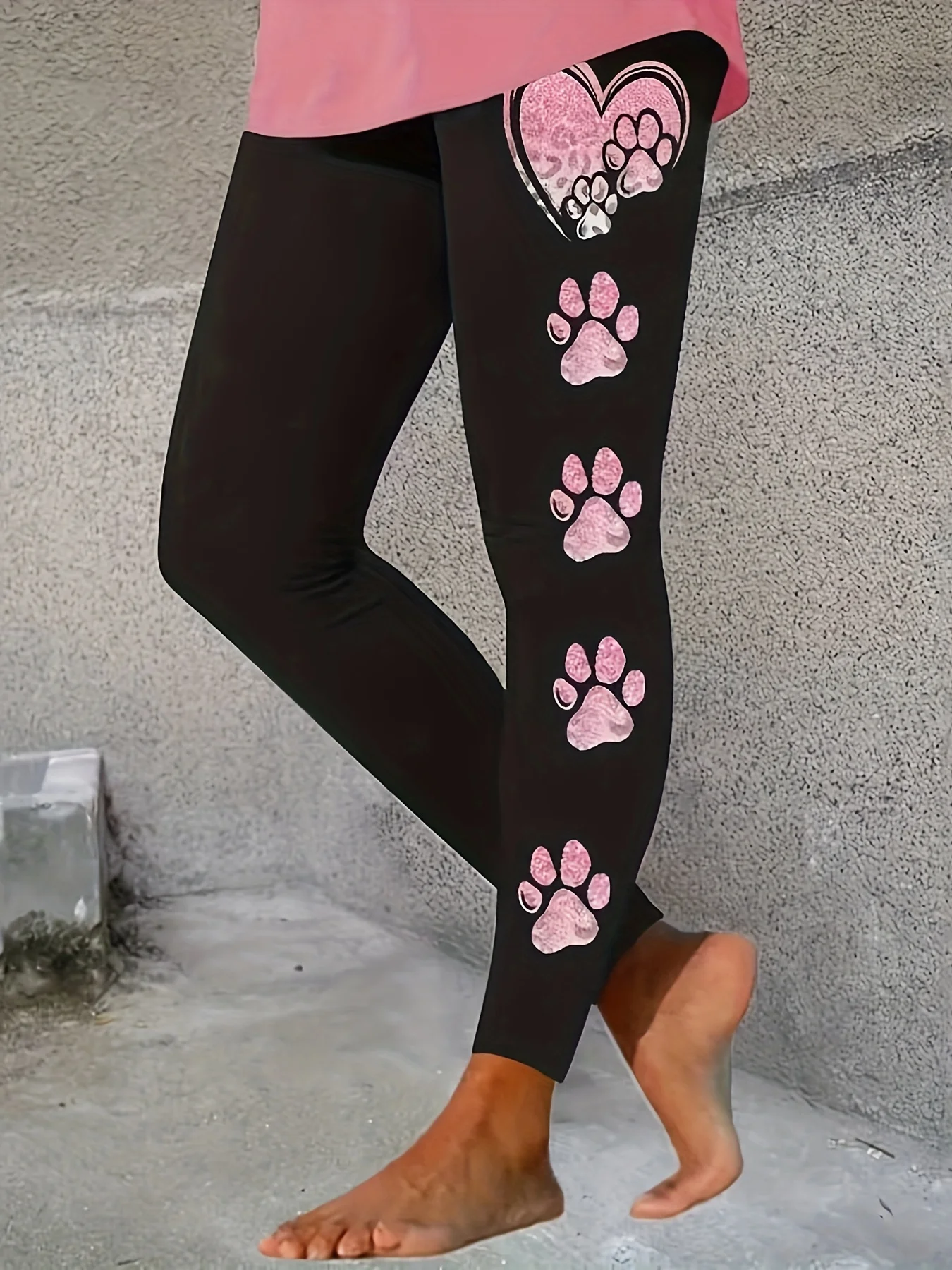 Women Mid‑Rise Fleece Lined Leggings Pink Dog Paw Heart Print Soft Stretch Slim Warm Ladies Casual Daily Pants