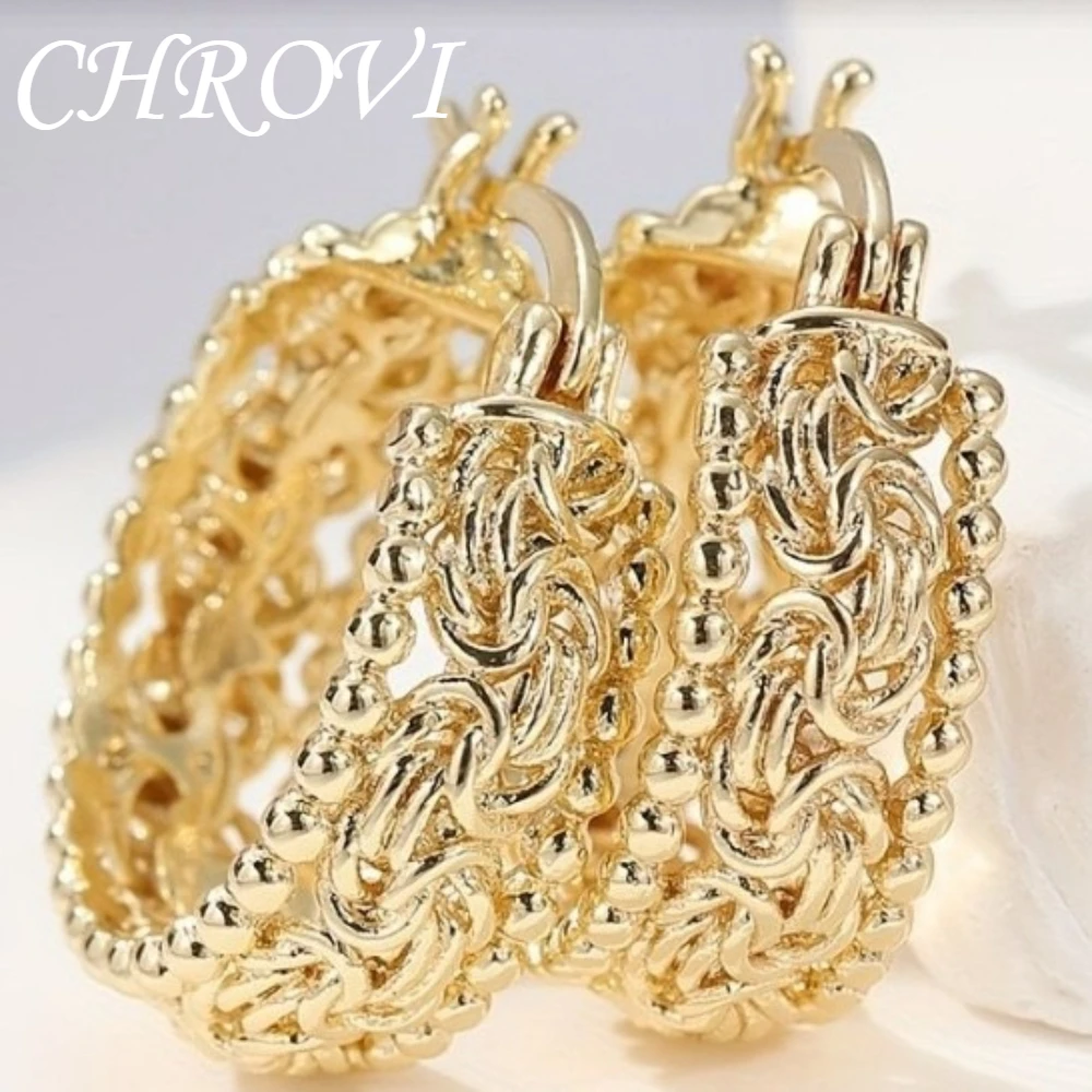 New 925 silver exquisite hollowed-out fine engraving lines ear stud, gold-plated, fashionable and versatile jewelry accessory.