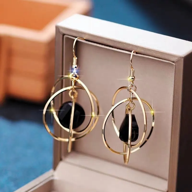 New Fashion, Exaggerated Personality, Three Large Ring Earrings, Elegant Style, Black Pearl Women's Earrings
