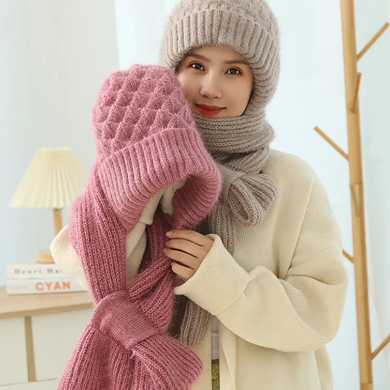 Fashion Winter Women Novelty Hat And Scarf In One Piece Knited Caps Warm Casual Hat Scarf Set Women Caps Warmer Cycling Hat