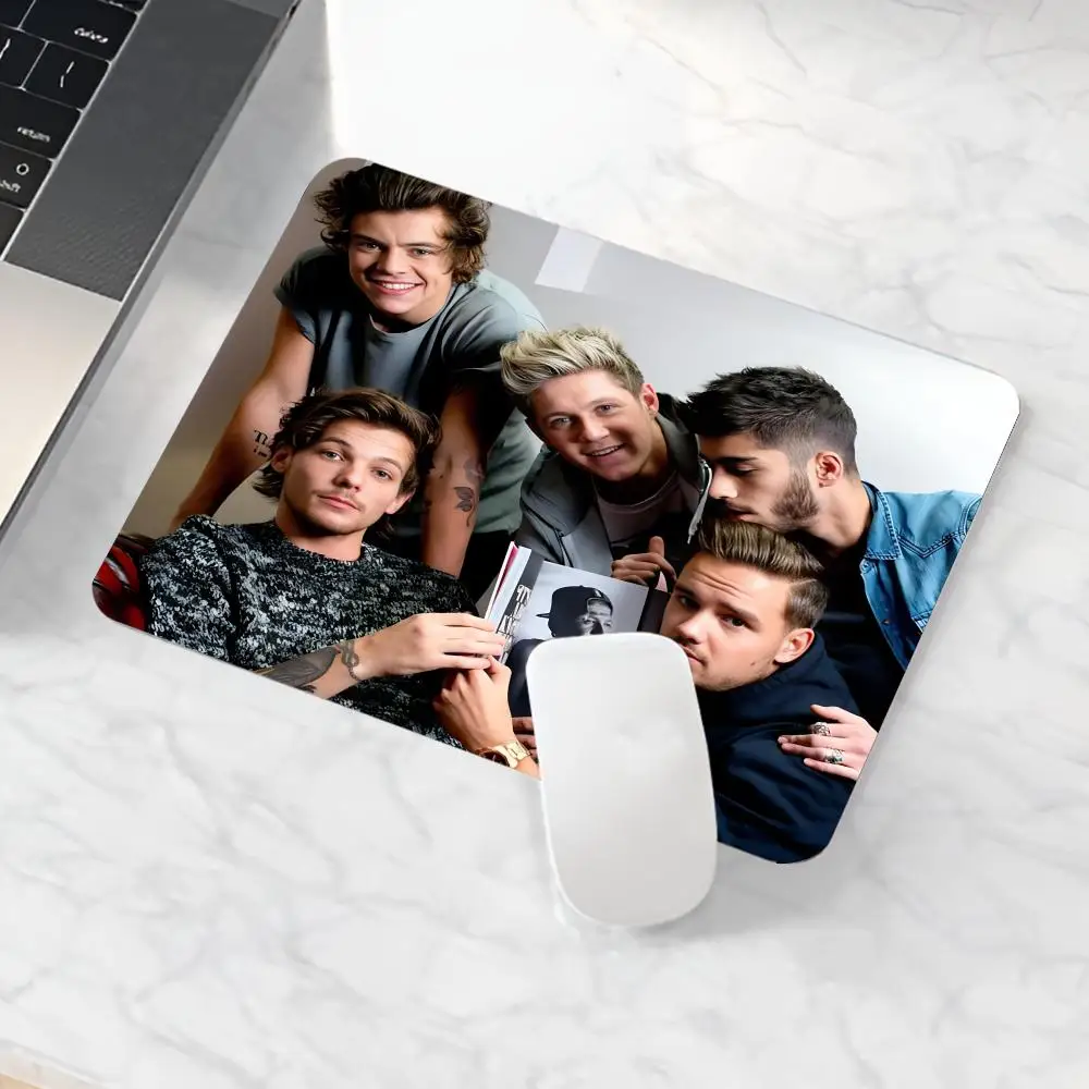 band 1D Mouse Pad Game mause pads Laptops Small Wrist Protector Supplies Desk Accessories Luxury Notebook Accessories cs lol