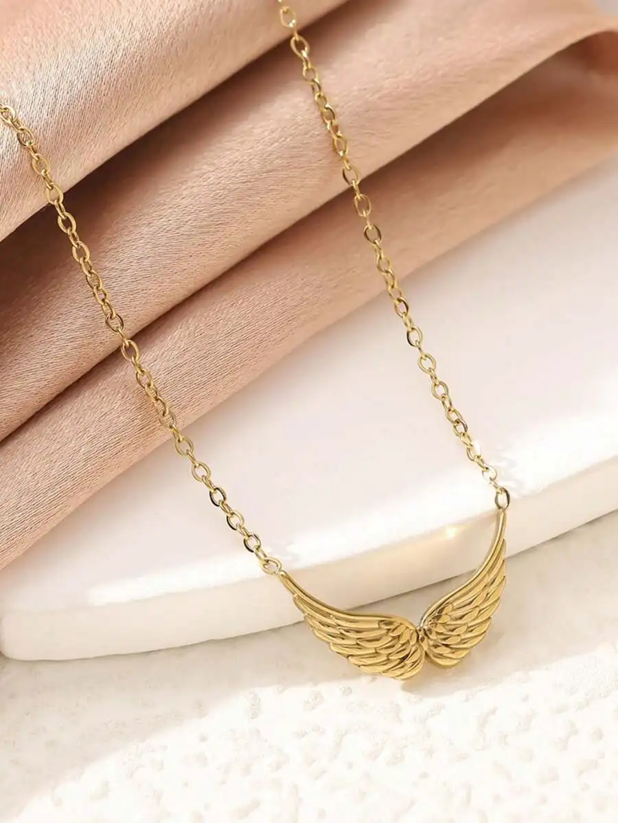 1pc Stainless Steel Personalized Angel Wing Pendant Necklace, 18k Gold Plated Jewelry For Women view 3
