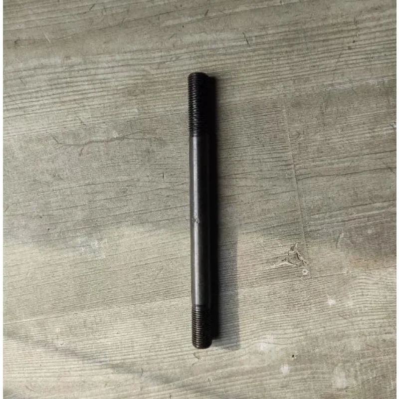 Rear Axle Bolt Diesel Engine Tractor Parts for Dongfanghong LX804 Diameter 14mm Long Nut 21