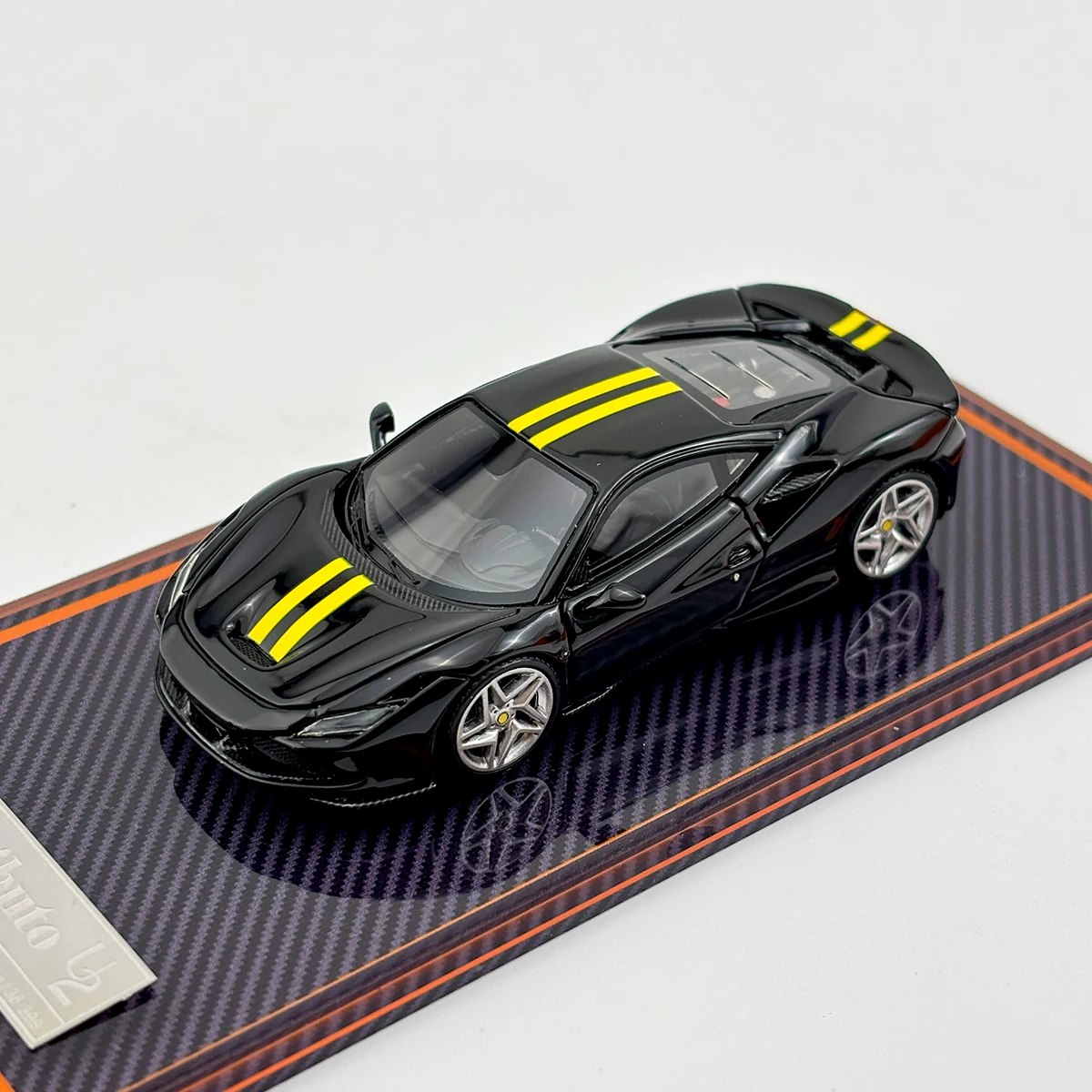 U2 1:64 F8 resin model car NOVITEC