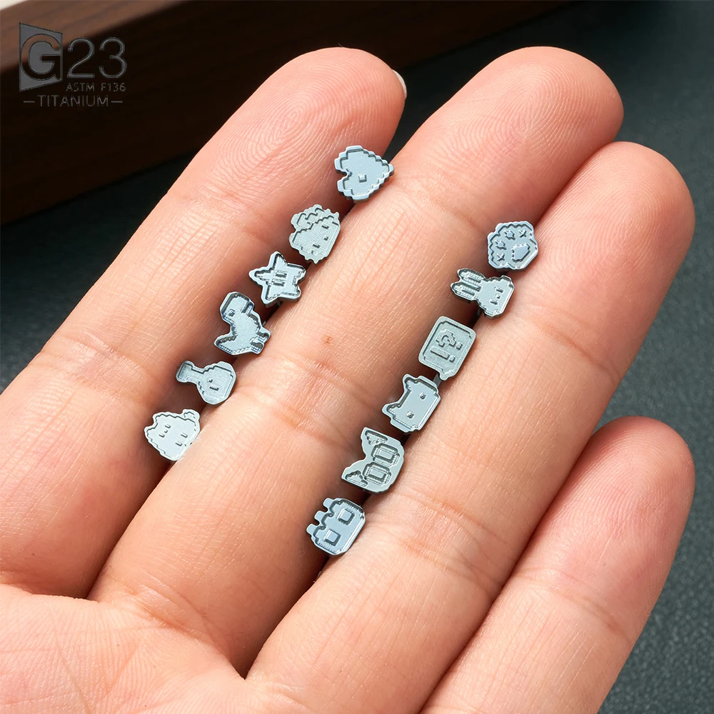 G23 Titanium Pixel Pattern Piercing Stud Anodized Internal Thread Labret Ear Stud Cartoon Tragus Helix Lip Body Piercing Jewelry