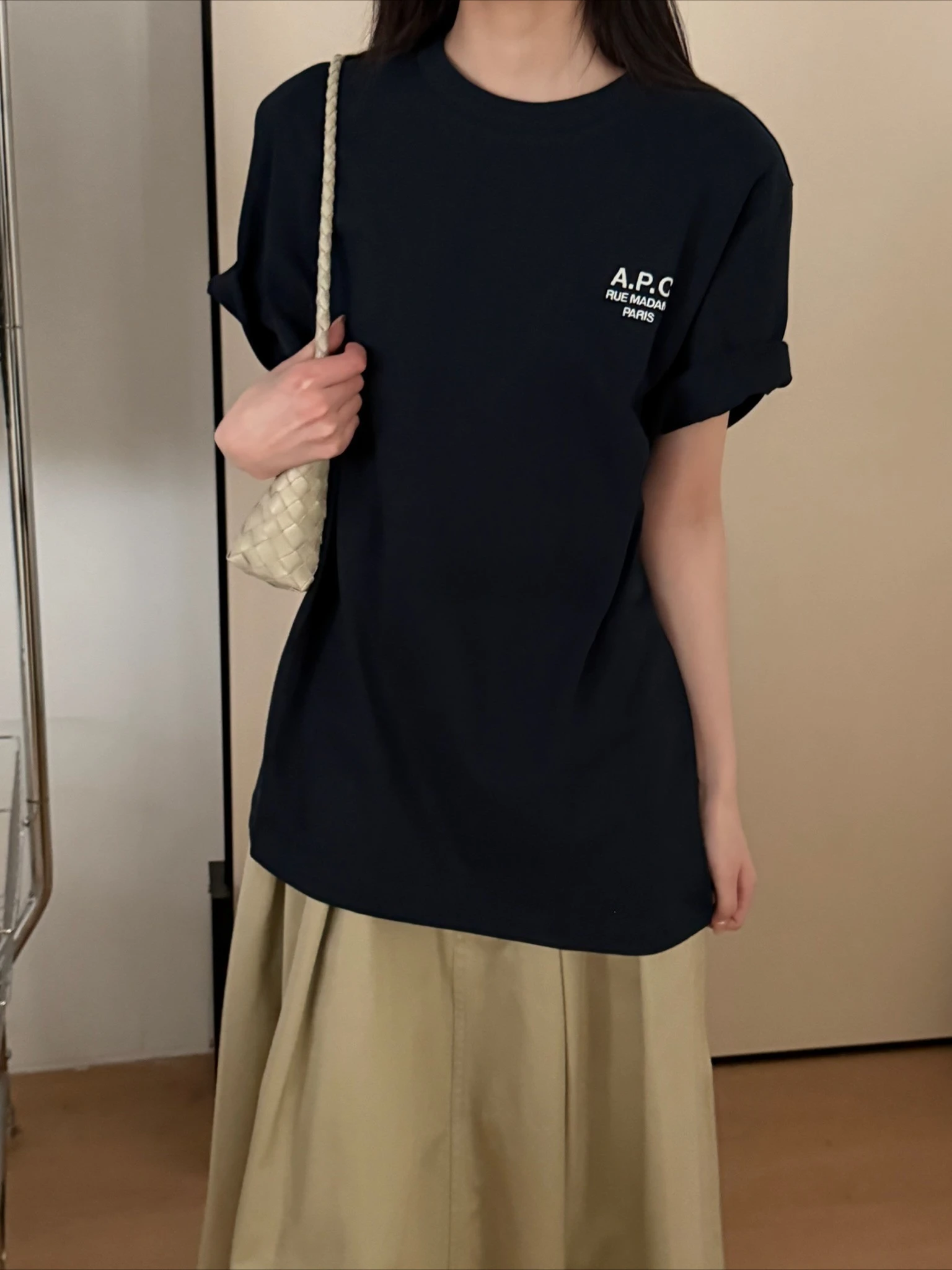 2026 Classic Cotton Tee with Logo Print in Multiple Colors and Short Sleeves High-end Luxury Unisex Style Both of Men and Women