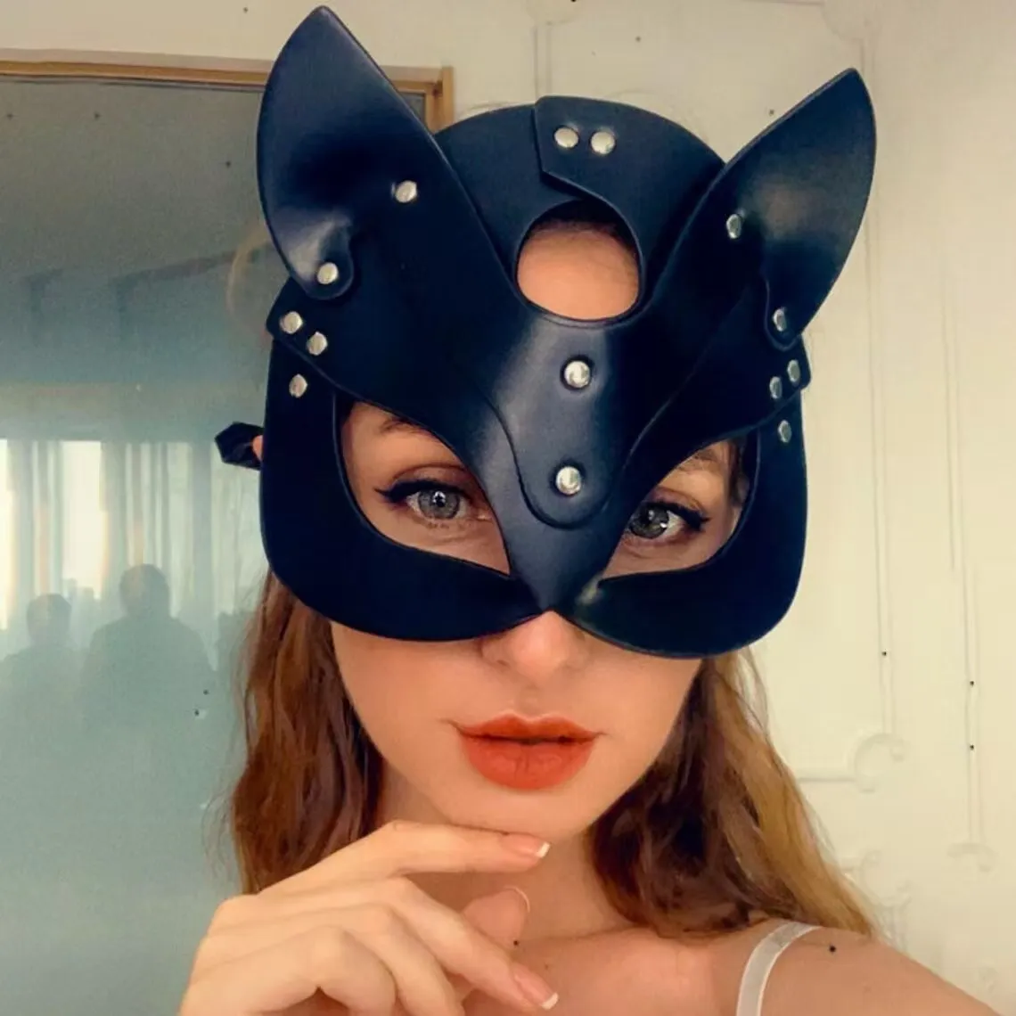 Sexy Lace Mask Translucency Cat fox Half Face PU Masks Cosplay woman Masquerade Party Prop Dance Costume Eye Mask Headwear