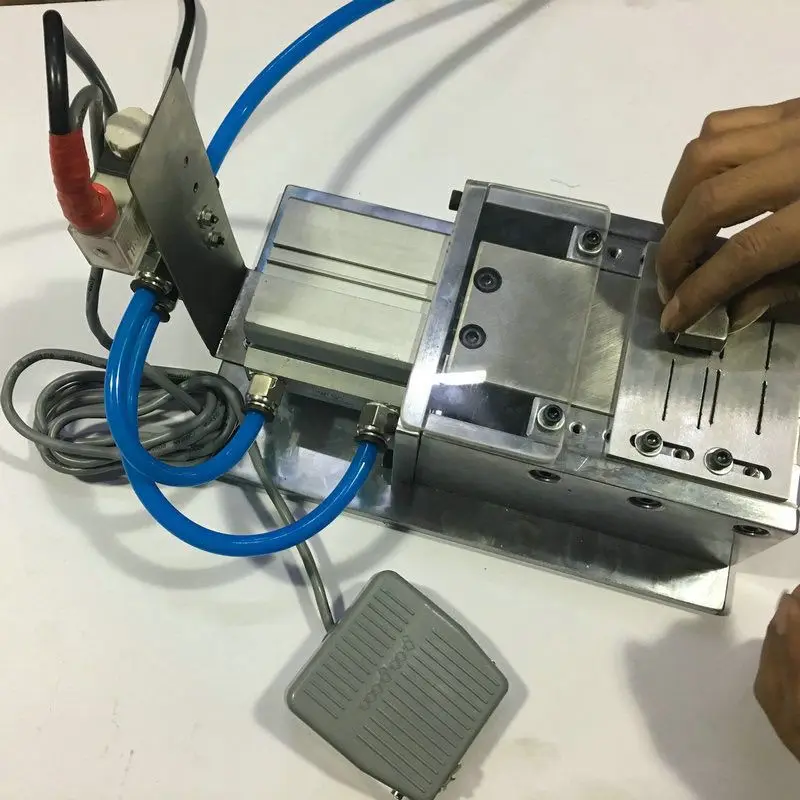 Transformer Magnetic Ring Side Pull Forming and Cutting Foot Machine, Integrated Cutting Foot Machine, Capacitive Type