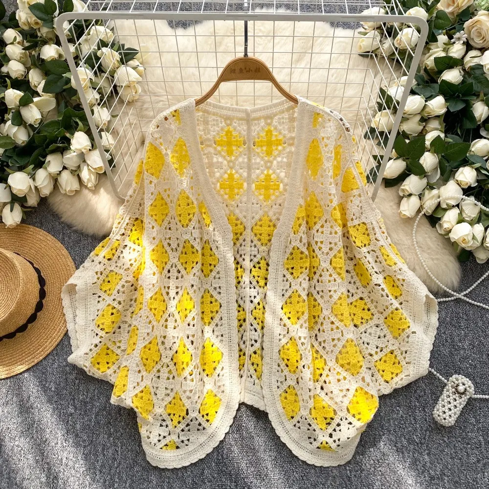 

Chic vintage sweet Hook flower hollow loose Knit Elegant Fashion Sexy cardigan bohemian Women Blouse Women