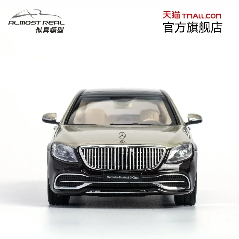 1:43 Mercedes-Benz Maybach S650 alloy simulation model, children\'s collection of decorative toys, holiday gifts for children.