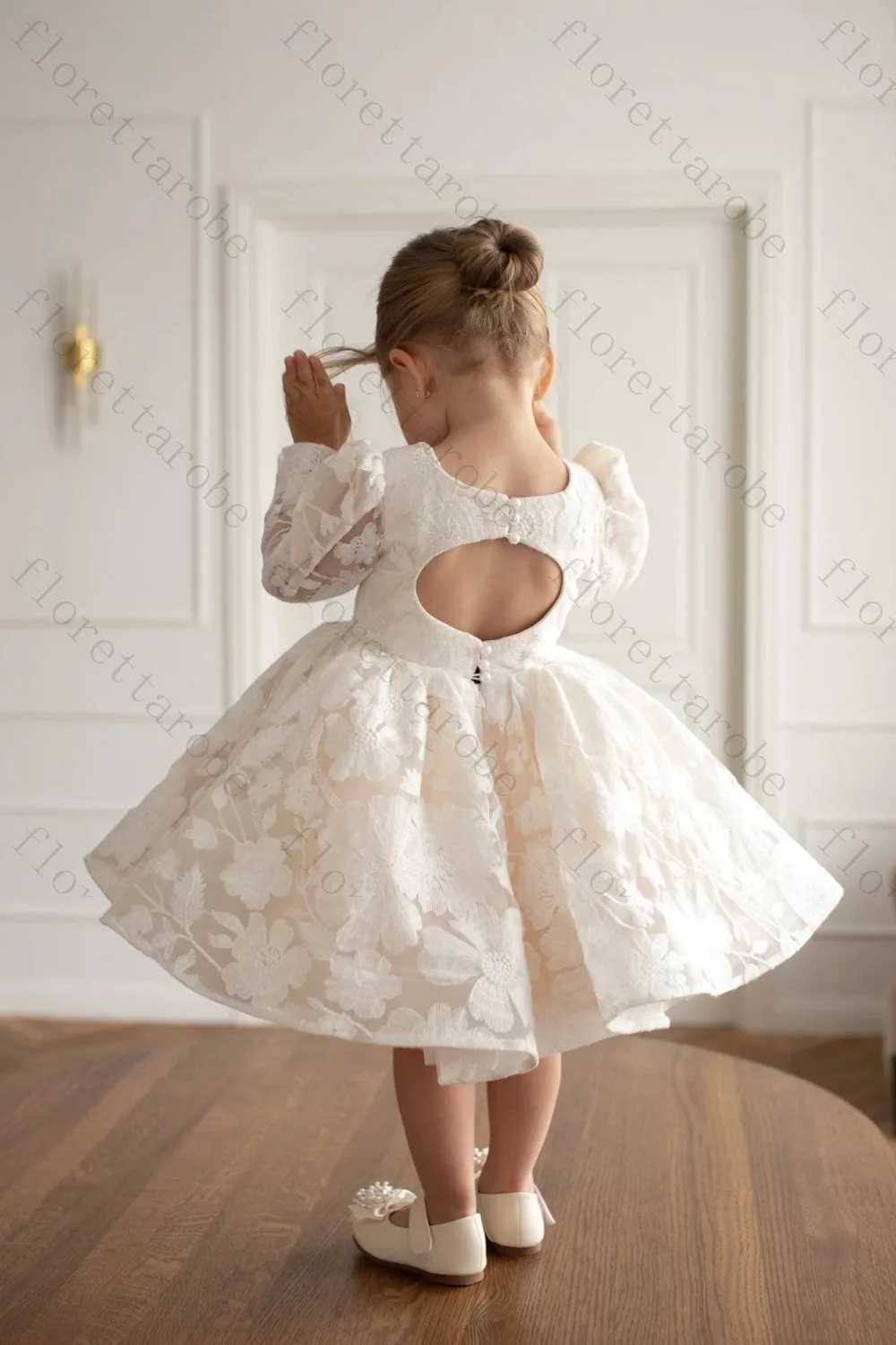 Customized Ivory Flower Girl Dress A Line Knee Length Square Neck Long Puff Sleeve Floral Lace Overlay Vintage Wedding Kids Gown