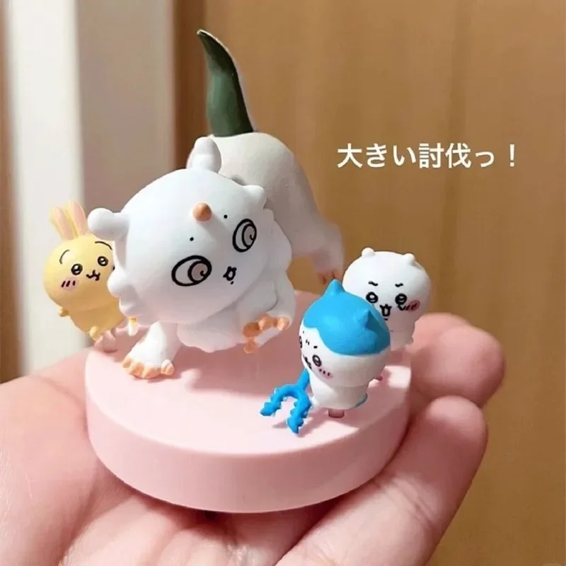 chiikawa, a silly self-deprecating bear siege scene,Gashapon Blind Box Toy