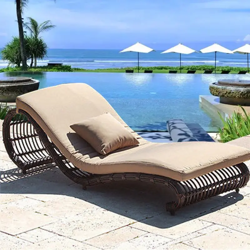 Hot Salesun lounger chaise  outdoor sunbed rattan chairs daybed beach sun loungers