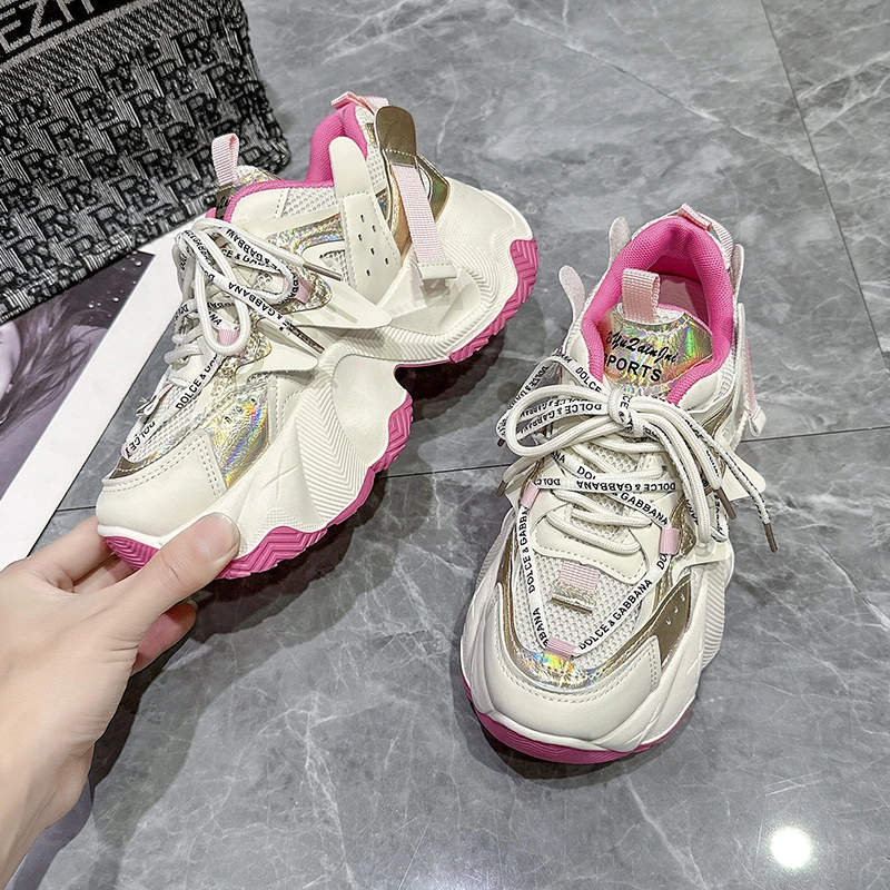 Scarpe da papà in rete cava per donna 2024 estate nuova moda sportiva Casual versatili scarpe da donna a vita alta con suola spessa DJ-M801