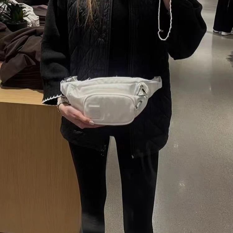 

Goddess Yoga Chest Shoulder Bag Explorer Fanny Pack Adjustable Shoulder Strap Waist Bag Portable Multi functional Sports Bag