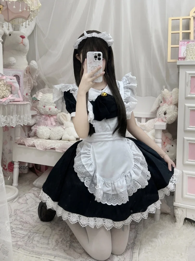 Classic Bla White M… - image