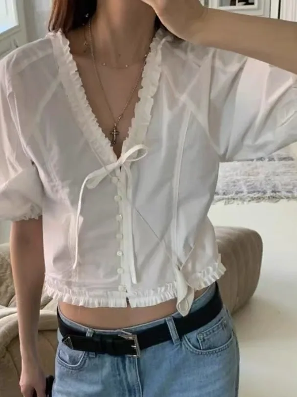 

Ele White irt Women's Summer New Sle V-ne Sweet Gourmet Personali Blouse Tea Aosphere e Top