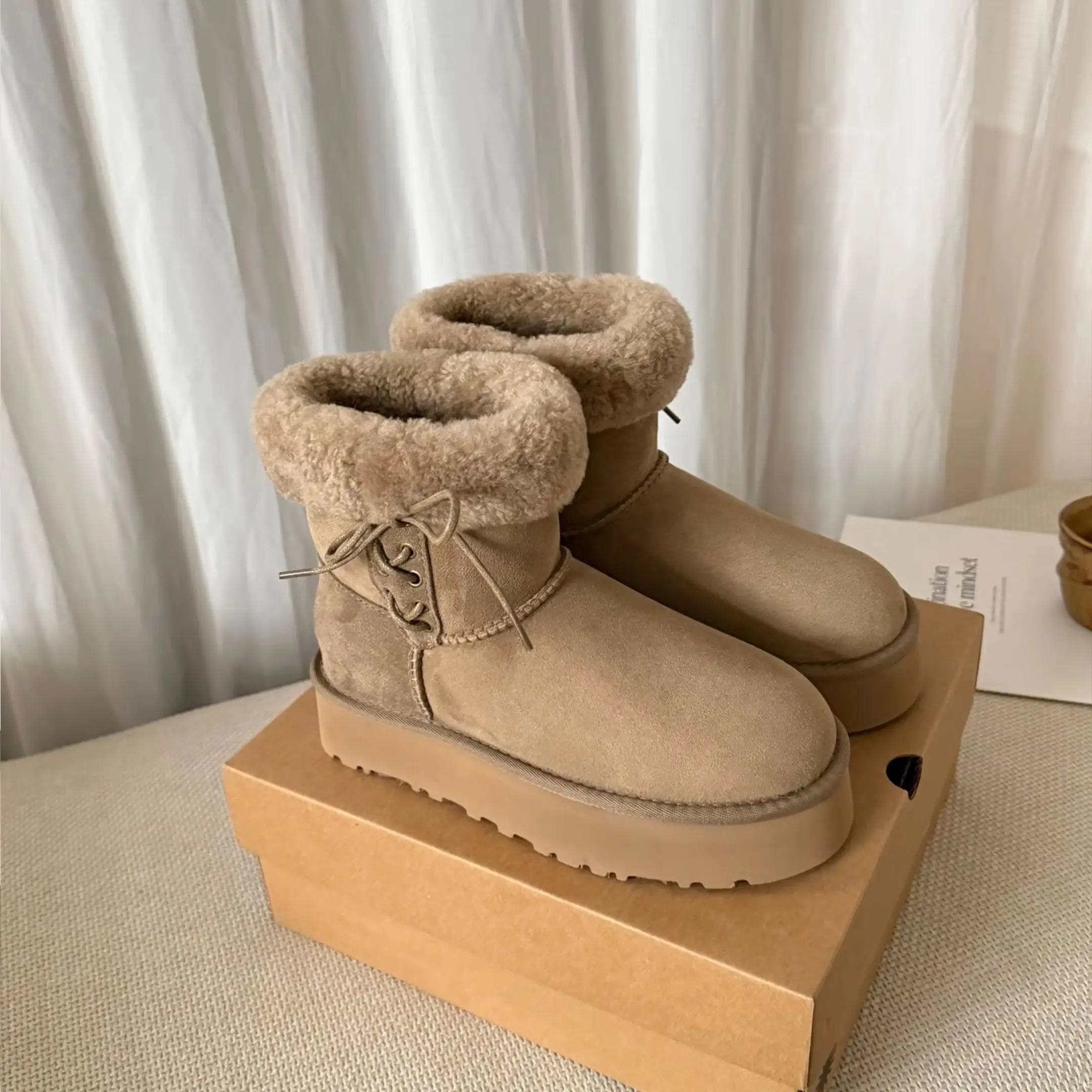 

2025 Classic Fashion Teddy Bear Short Boots Thick Bottom Invisible Zipper Extended Leg Curve