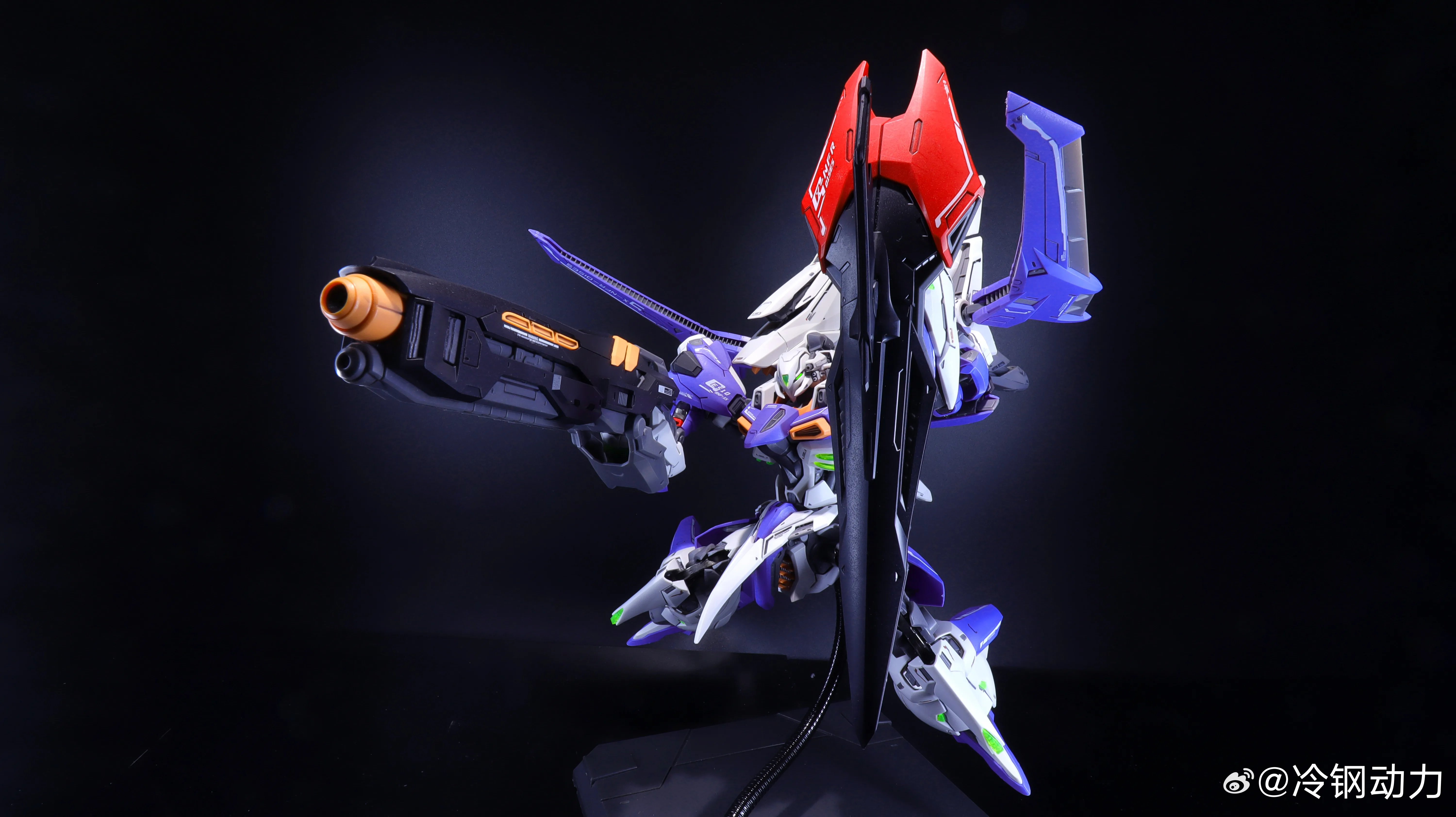 Frozen Metal THE SWORD OF RAGE SES10-RNF/XS 1/100 MG Action Figure