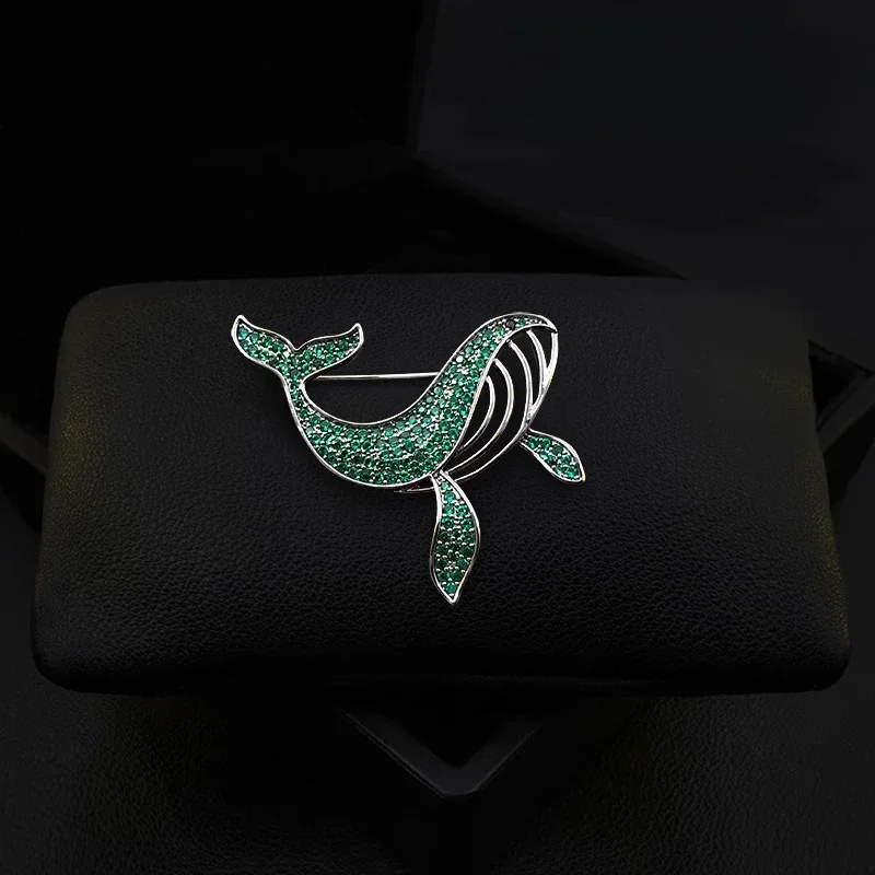 Retro Blue Whale Brooch for Women Suit Small High-End Luxury Fish Lapel Pins Men Badge Clothing Accessories Jewelry Gifts 1830