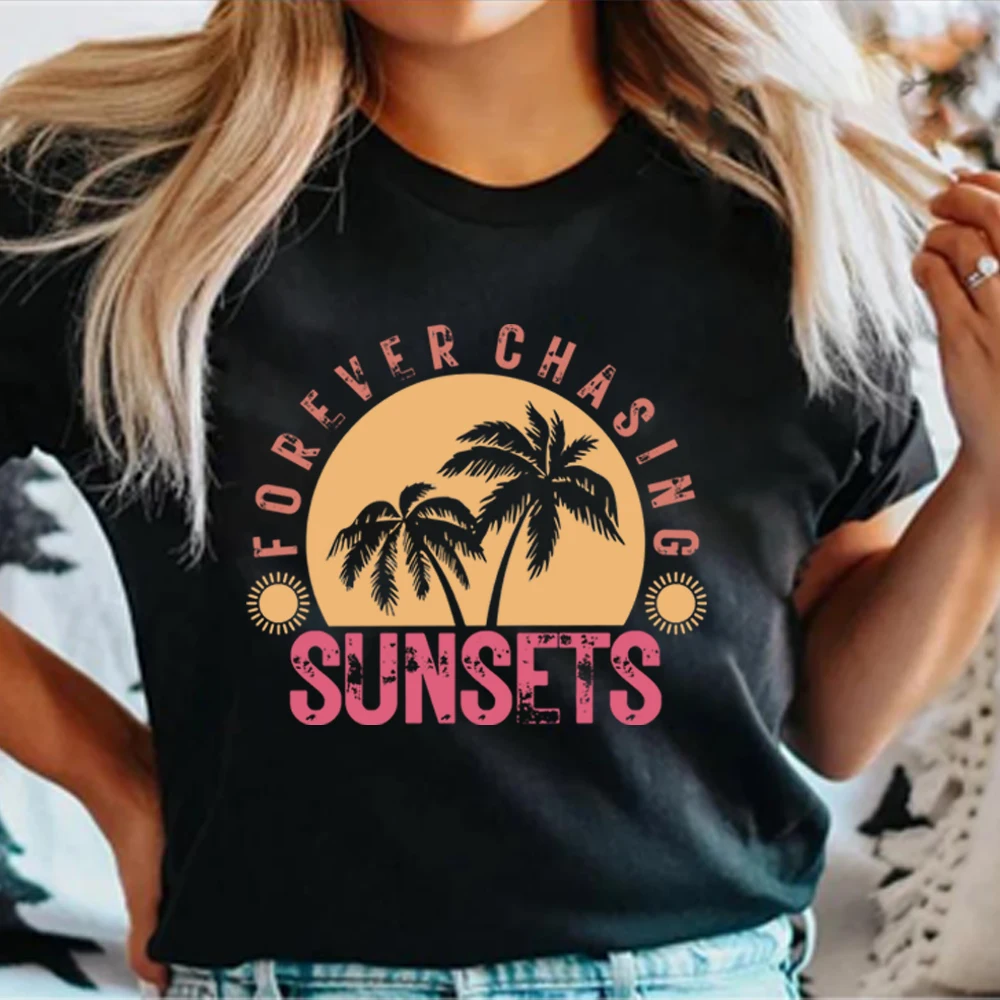 Forever Chasing Sunsets T-shirt Retro Summer Shirt Retro Beach Shirts Tropical Tee  Aesthetic Summer Trendy Short Sleeves Top