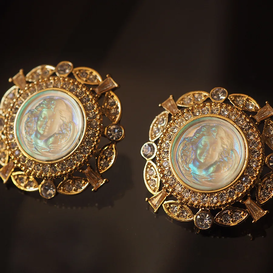 

Retro Dream Angel Embossed Cameo Outlets Medieval Vintage Earrings Ear Clips Without Ear Holes Female Earrings Free Shipping