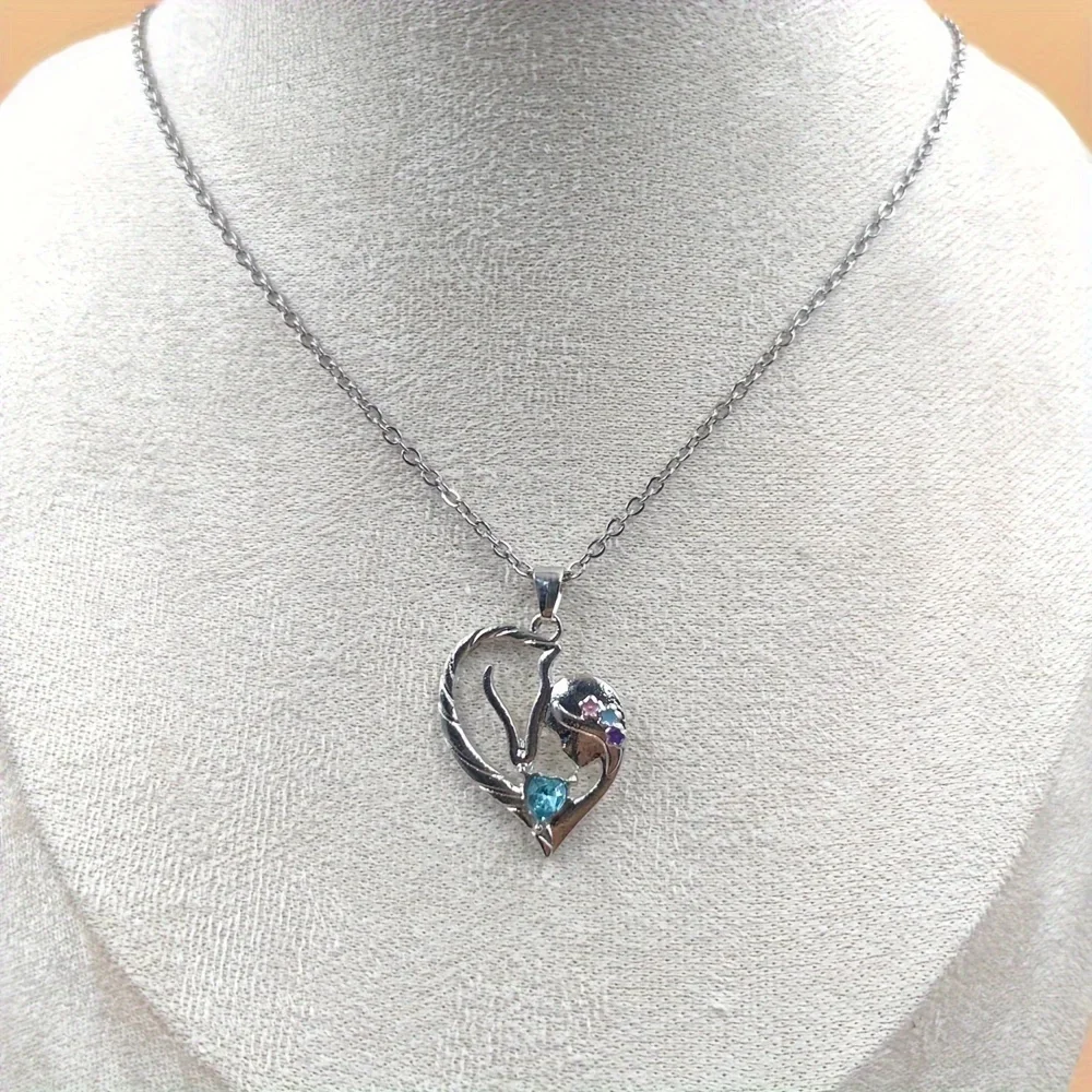 Fashion1pc Exquisite Fashion Girly Horse Blue Heart Shape Delicate Zircon Pendant Necklace, New Versatile Heart Necklace Perfect